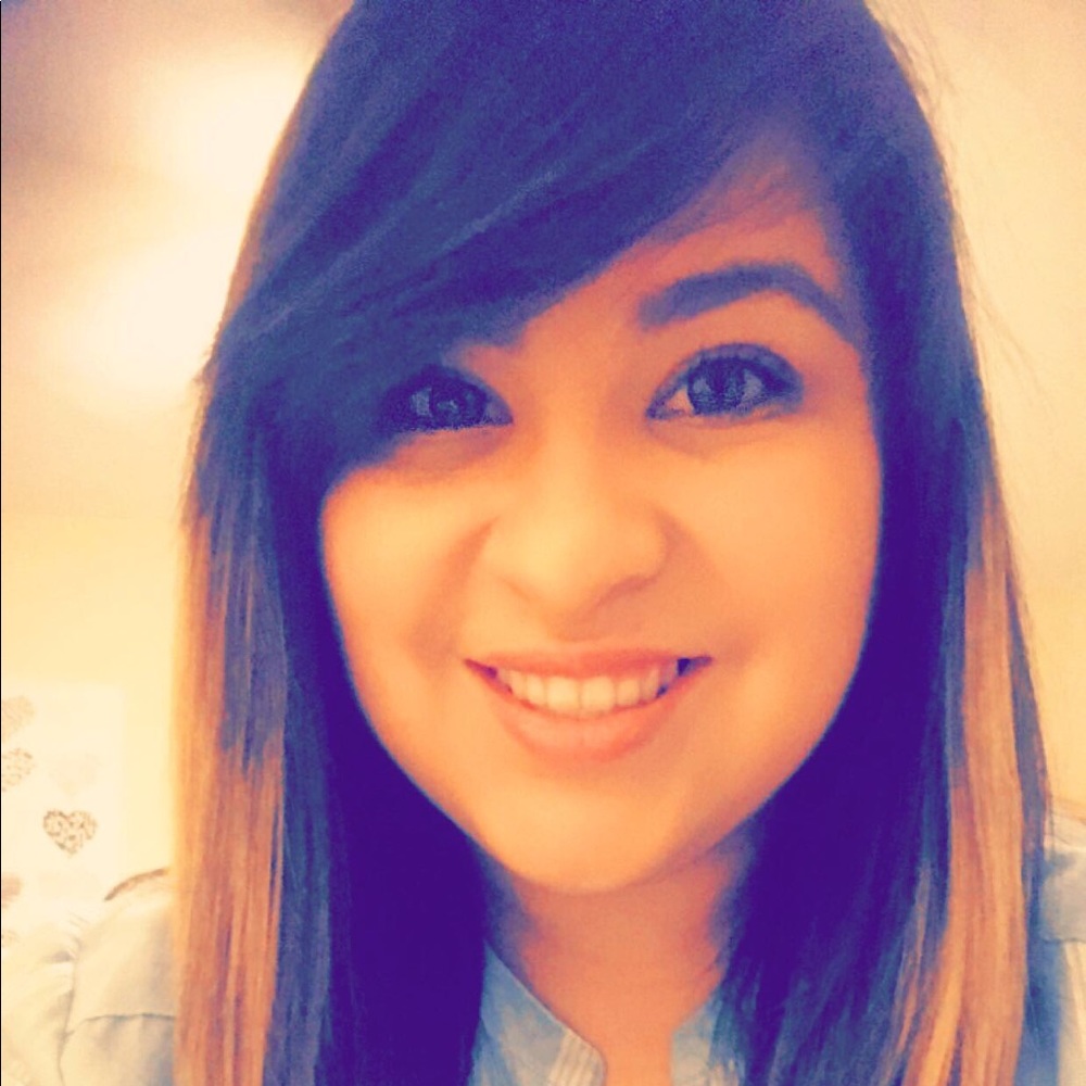 Meet your Posher, Alyssa